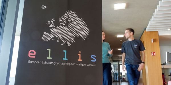 ELLIS-Media-Photo-03_600x300
